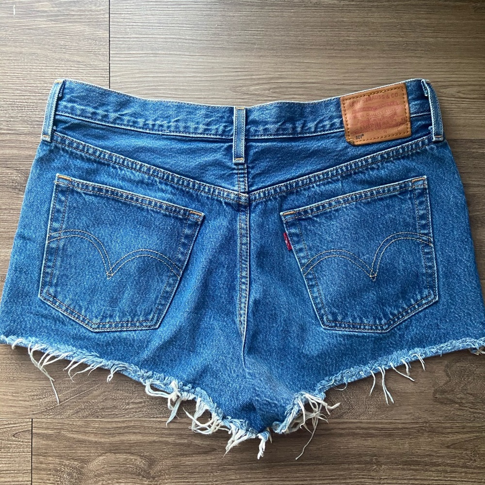 Levi’s distressed cutoff shorts
